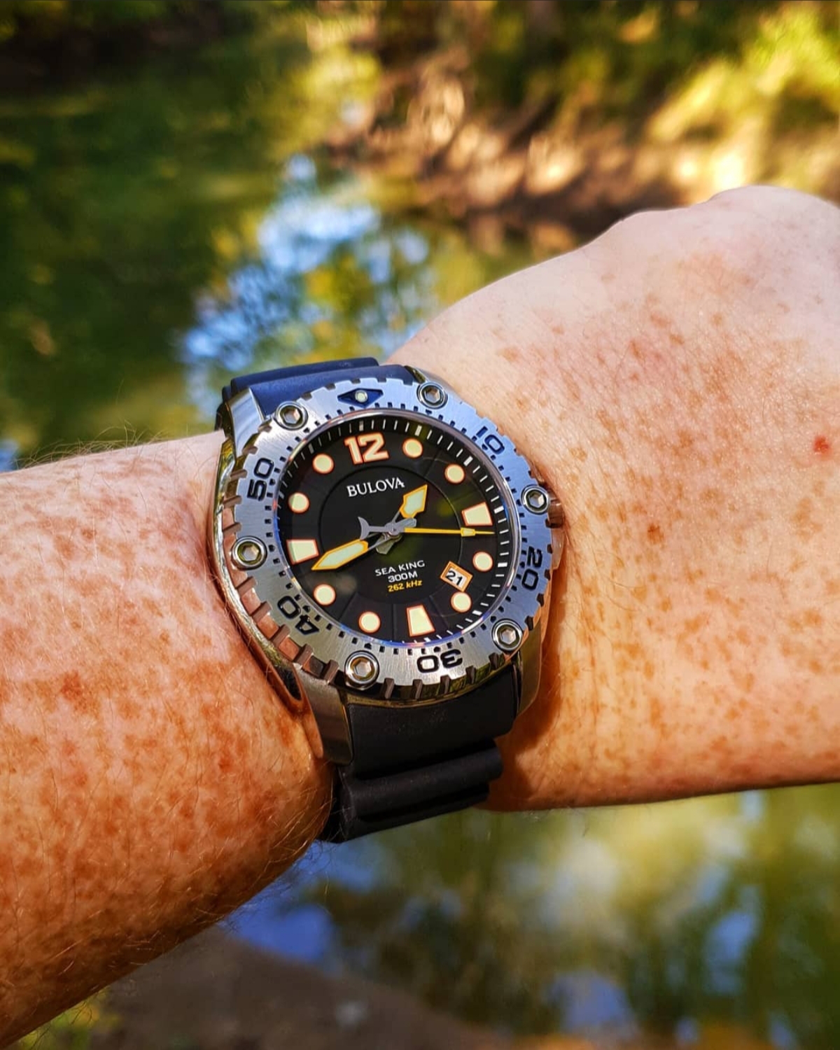 Bulova Sea King UHF 262khz