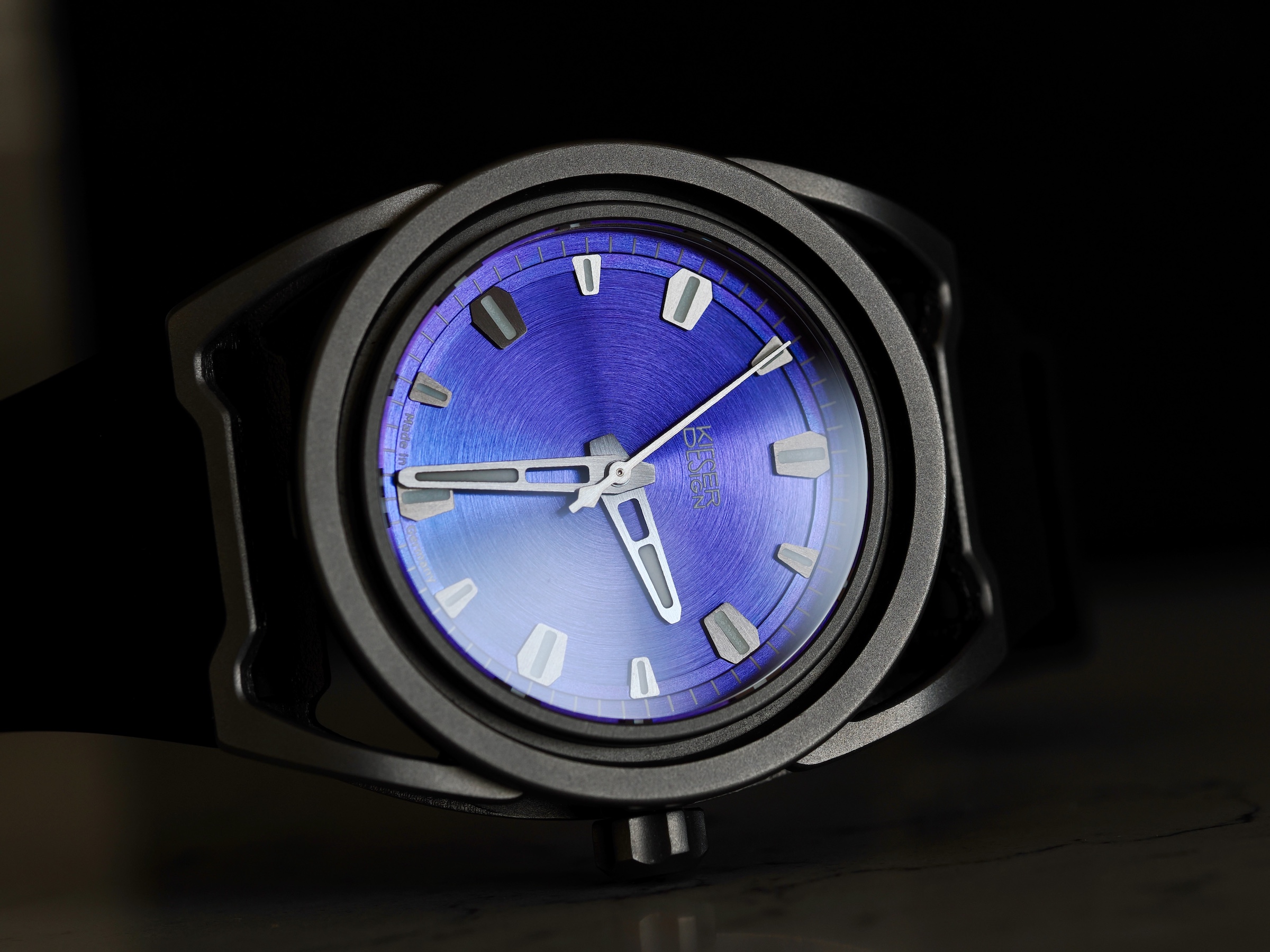 Owner Review: Kieser Design Tragwerk 2.0 – Purple Piece Unique by @watchsymmetry